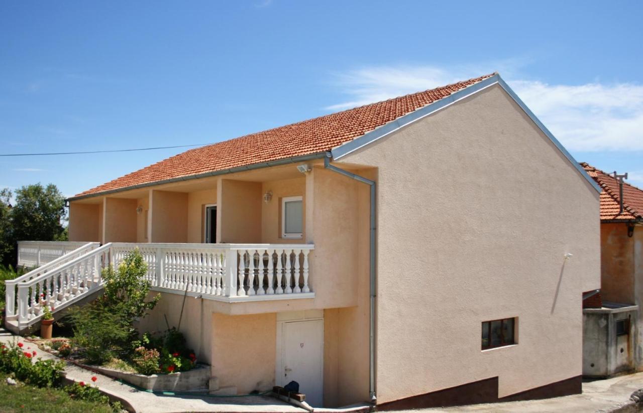 Apartments With A Parking Space Jezera, Murter - 5107 Exterior photo